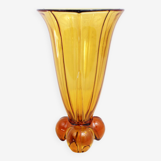 Vintage art deco style vase